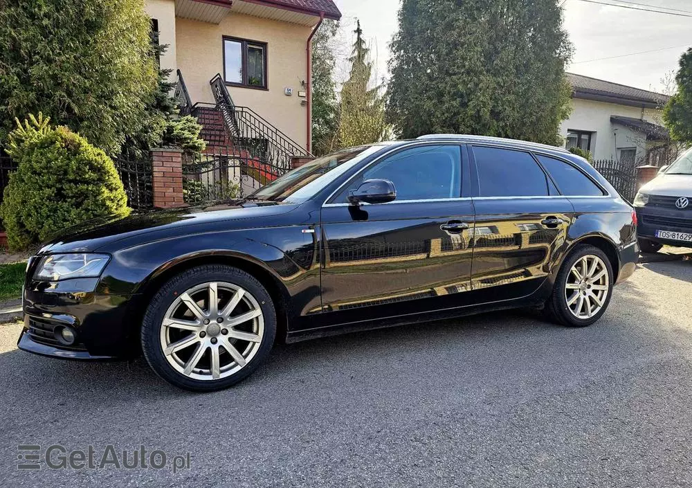 AUDI A4 Avant 2.0 TDI DPF quattro S line Sportpaket (plus)