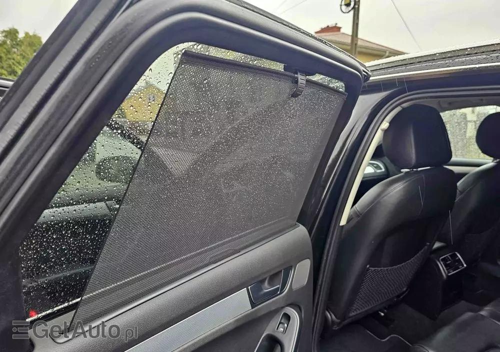 AUDI A4 Avant 2.0 TDI DPF quattro S line Sportpaket (plus)