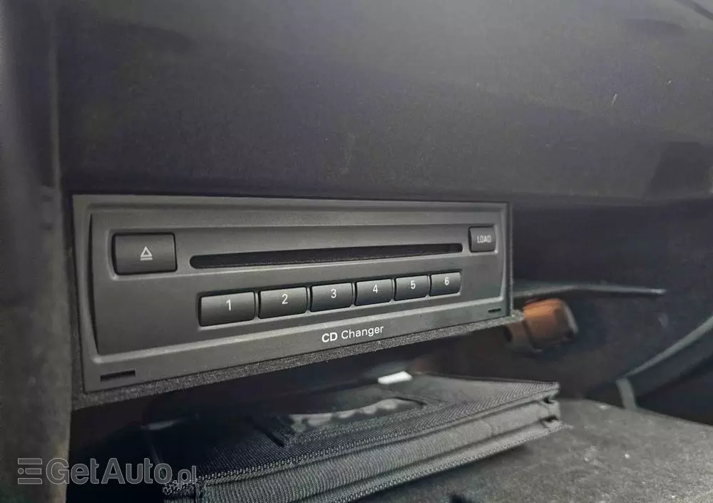 AUDI A4 Avant 2.0 TDI DPF quattro S line Sportpaket (plus)