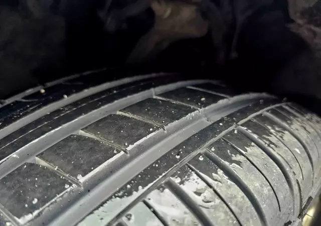 AUDI A4 Avant 2.0 TDI DPF quattro S line Sportpaket (plus)