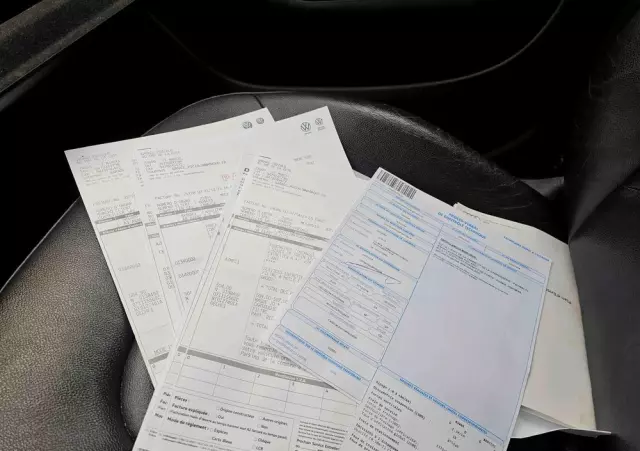 AUDI A4 Avant 2.0 TDI DPF quattro S line Sportpaket (plus)