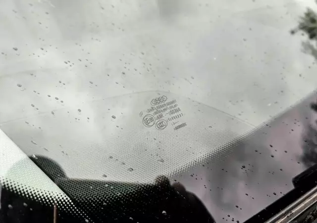 AUDI A4 Avant 2.0 TDI DPF quattro S line Sportpaket (plus)