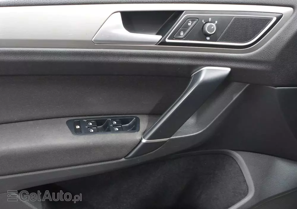 VOLKSWAGEN Golf Sportsvan 1.4 TSI (BlueMotion Technology) Comfortline