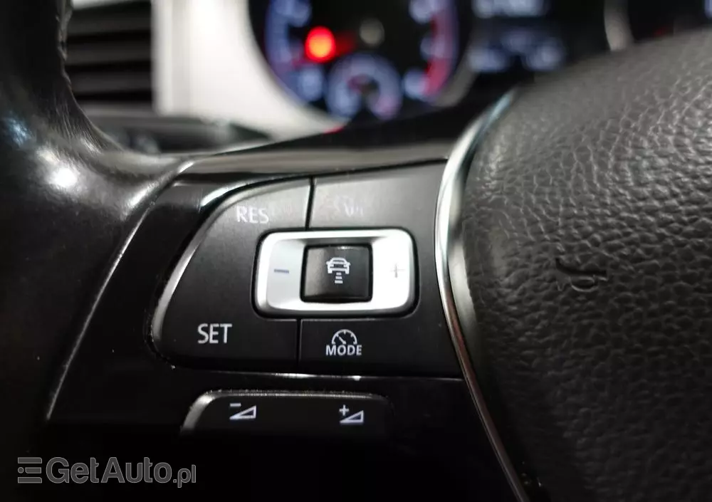 VOLKSWAGEN Golf Sportsvan 1.4 TSI (BlueMotion Technology) Comfortline