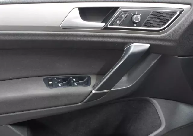 VOLKSWAGEN Golf Sportsvan 1.4 TSI (BlueMotion Technology) Comfortline