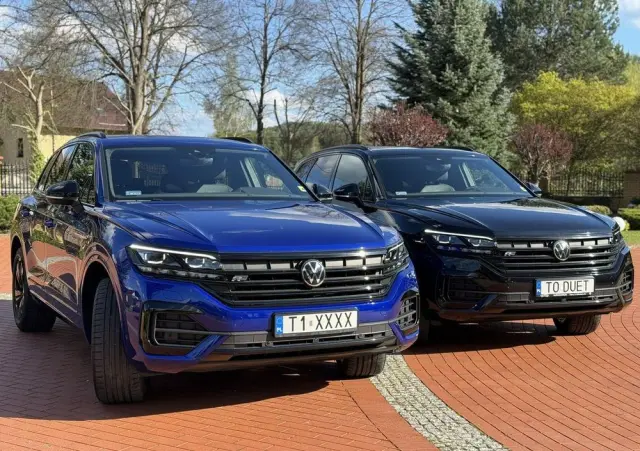 VOLKSWAGEN Touareg 