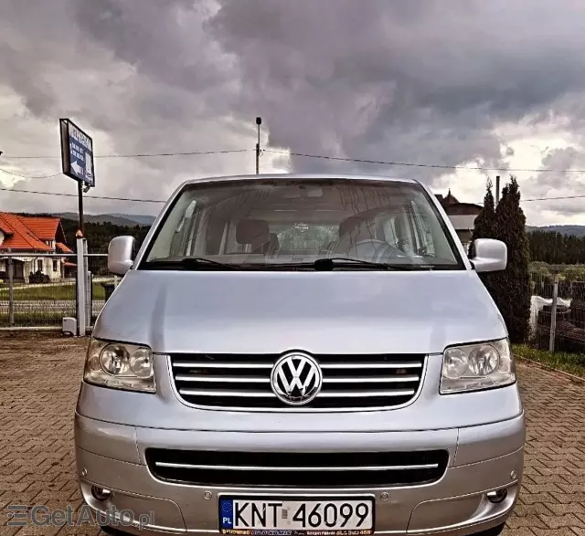 VOLKSWAGEN Multivan 