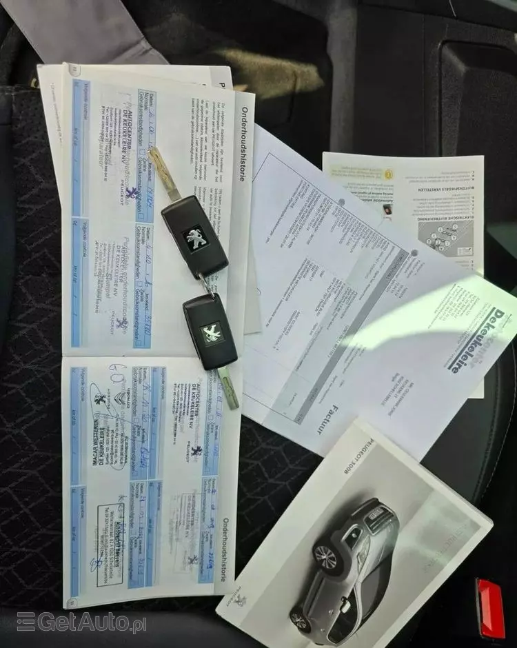 PEUGEOT 3008 1.6 THP Allure