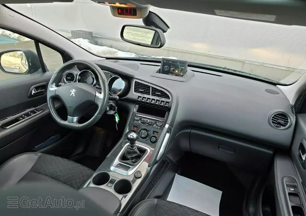 PEUGEOT 3008 1.6 THP Allure