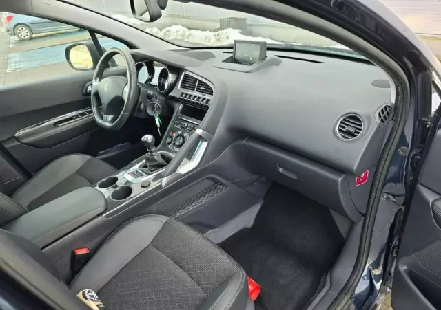 PEUGEOT 3008 1.6 THP Allure