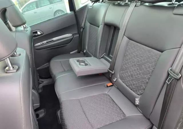 PEUGEOT 3008 1.6 THP Allure