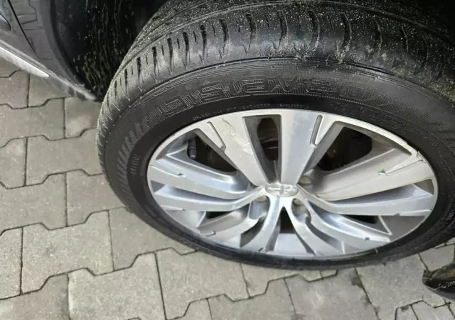 PEUGEOT 3008 1.6 THP Allure