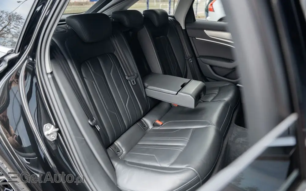 AUDI A6 Avant 40 TDI quattro S tronic sport