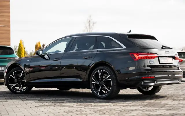 AUDI A6 Avant 40 TDI quattro S tronic sport