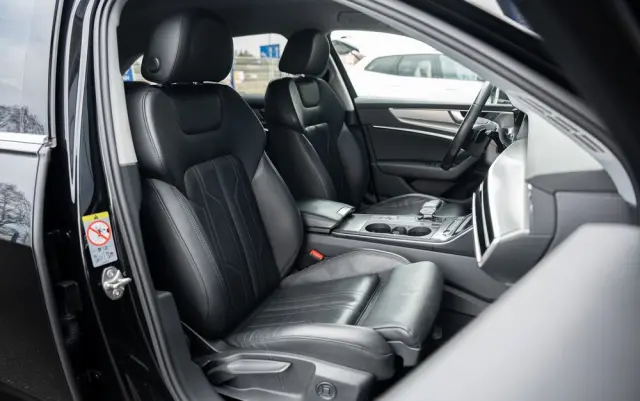 AUDI A6 Avant 40 TDI quattro S tronic sport