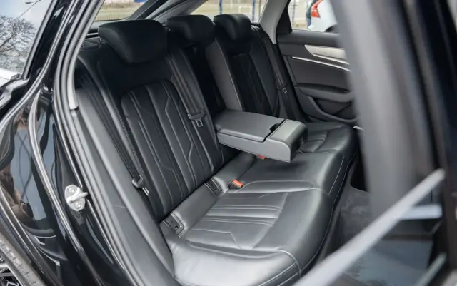 AUDI A6 Avant 40 TDI quattro S tronic sport