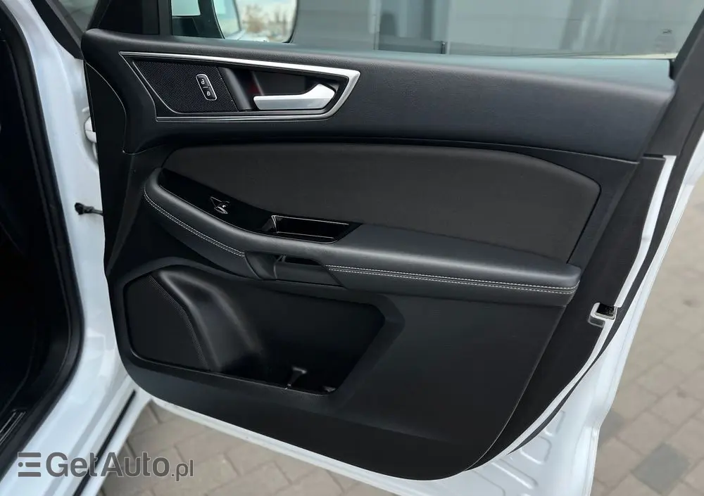 FORD S-Max 2.0 TDCi Titanium PowerShift