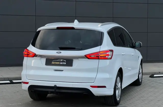 FORD S-Max 2.0 TDCi Titanium PowerShift
