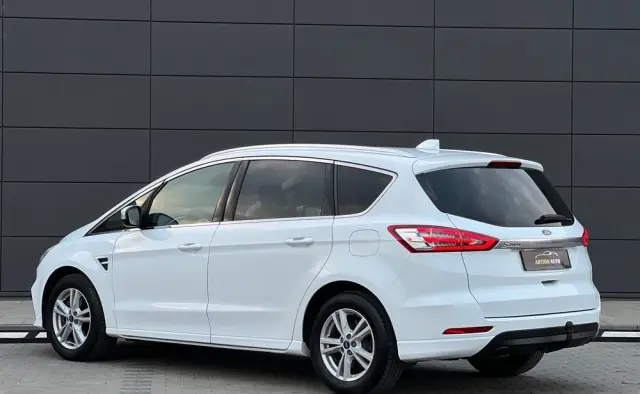 FORD S-Max 2.0 TDCi Titanium PowerShift