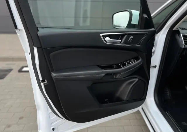 FORD S-Max 2.0 TDCi Titanium PowerShift