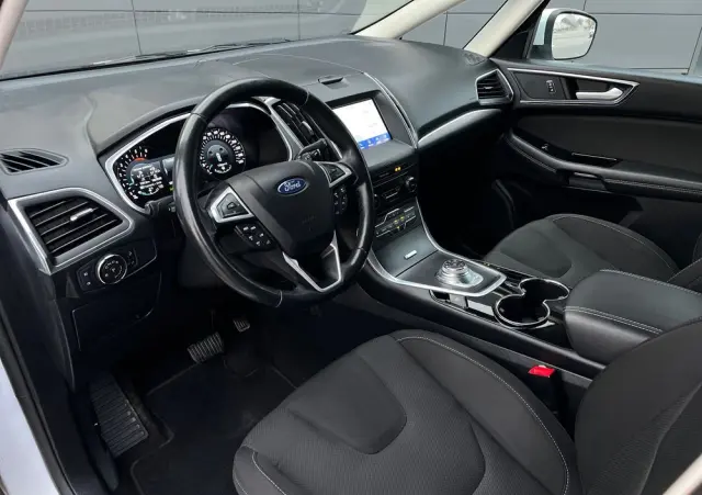 FORD S-Max 2.0 TDCi Titanium PowerShift