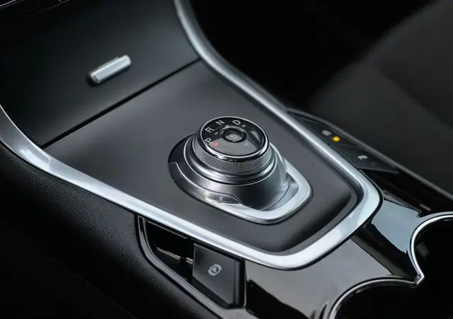 FORD S-Max 2.0 TDCi Titanium PowerShift