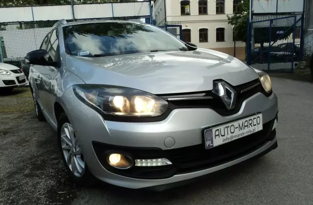 RENAULT Megane 