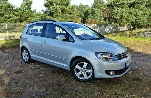VOLKSWAGEN Golf Plus 