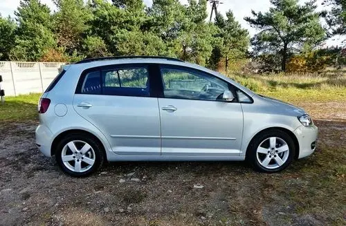 VOLKSWAGEN Golf Plus 