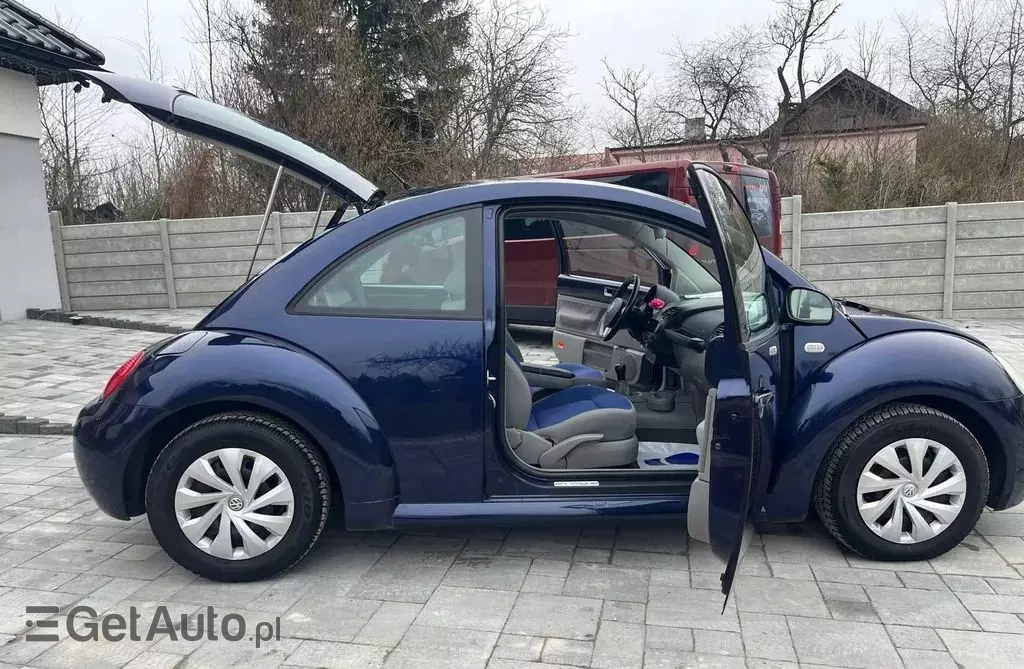 VOLKSWAGEN New Beetle 