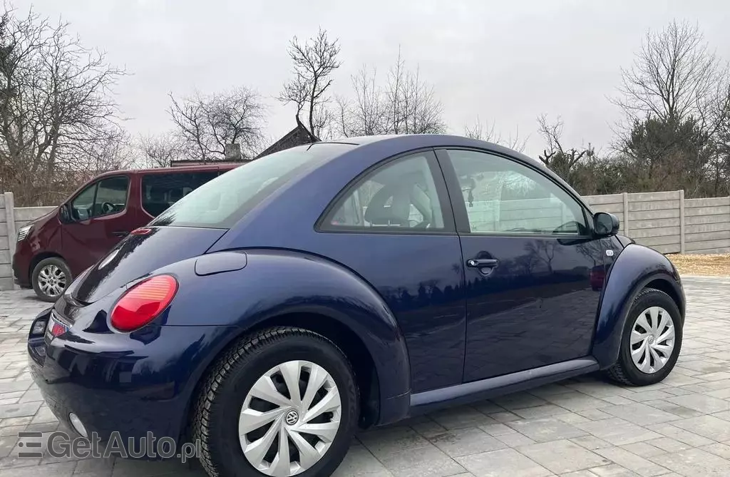 VOLKSWAGEN New Beetle 