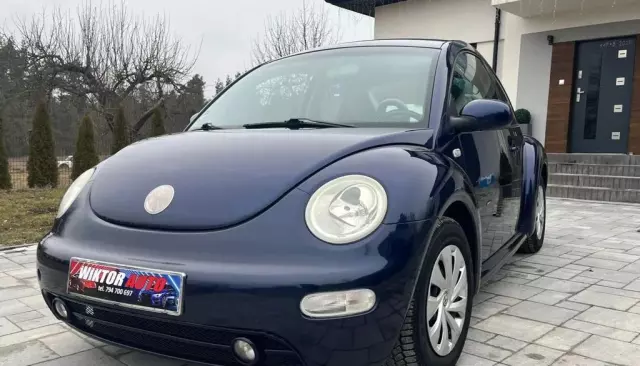 VOLKSWAGEN New Beetle 