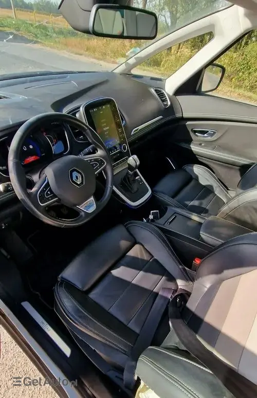 RENAULT Grand Scenic 