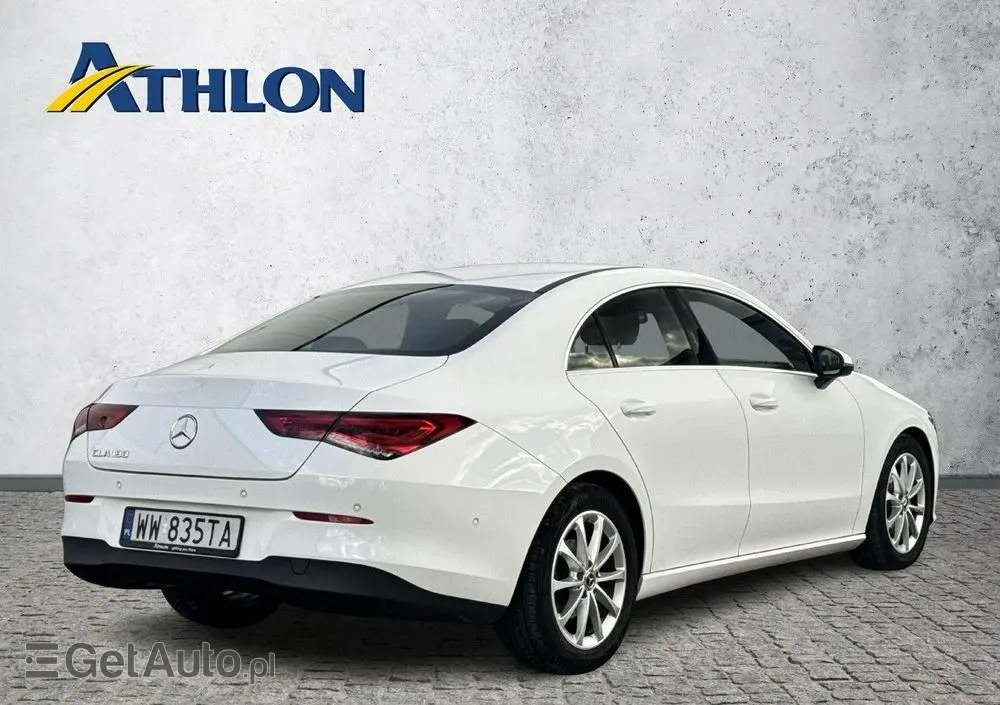 MERCEDES-BENZ CLA 180 7G-DCT