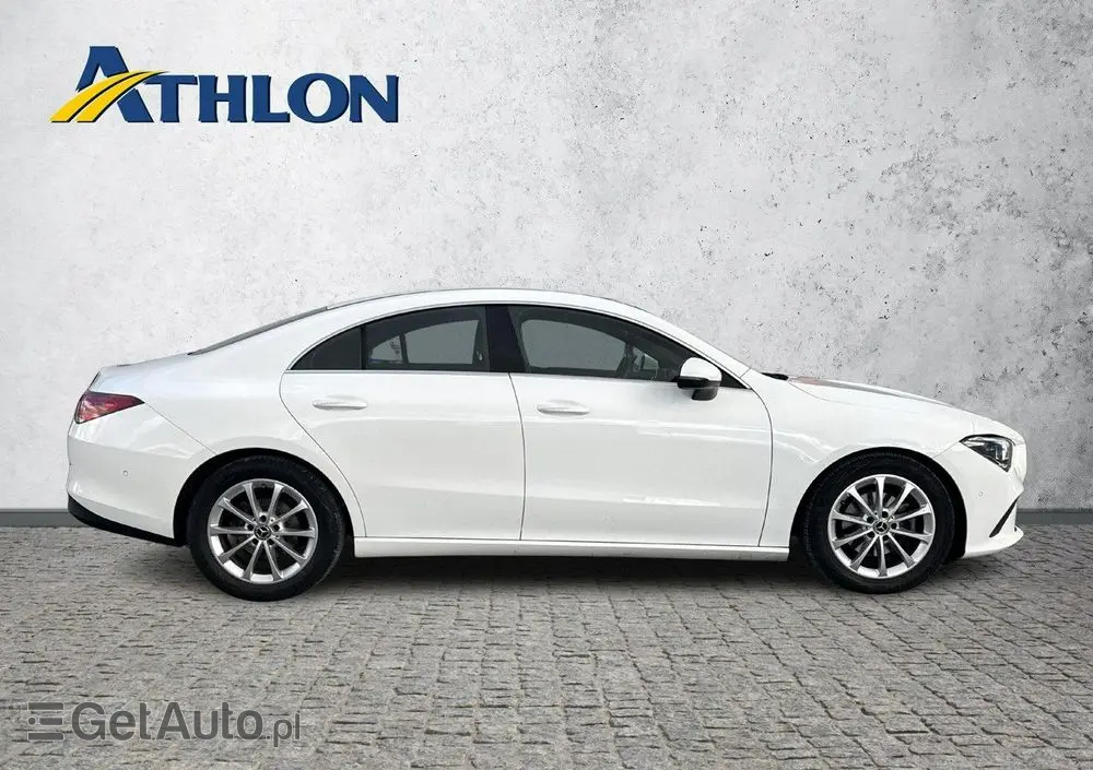 MERCEDES-BENZ CLA 180 7G-DCT