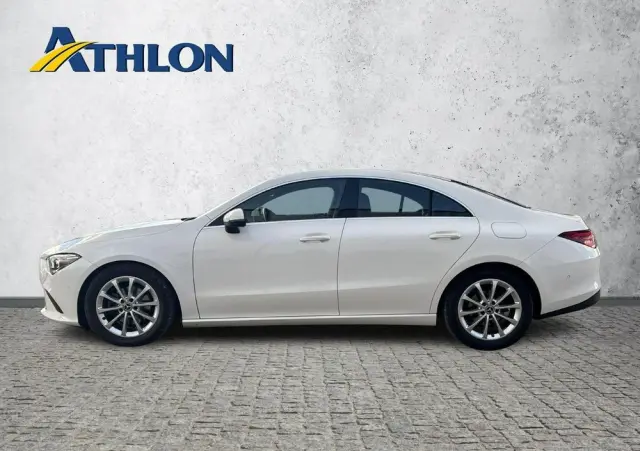 MERCEDES-BENZ CLA 180 7G-DCT