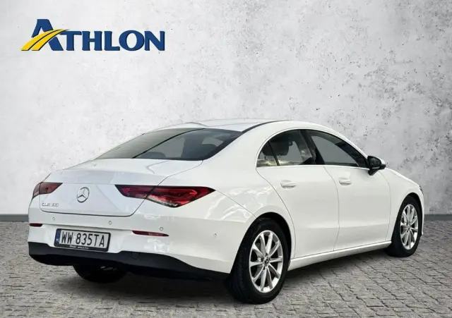 MERCEDES-BENZ CLA 180 7G-DCT