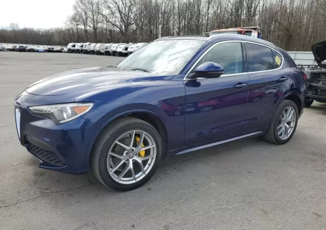 ALFA ROMEO Stelvio 2.0 Turbo TI Q4