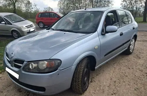 NISSAN Almera 