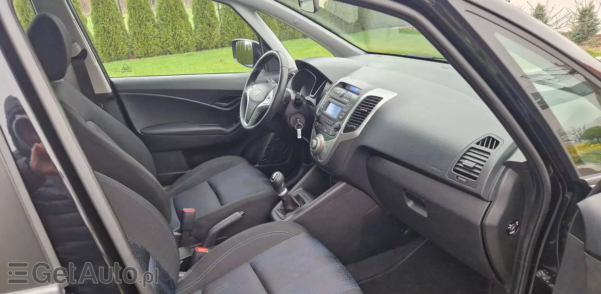 HYUNDAI Ix20 1.4i (90 KM)