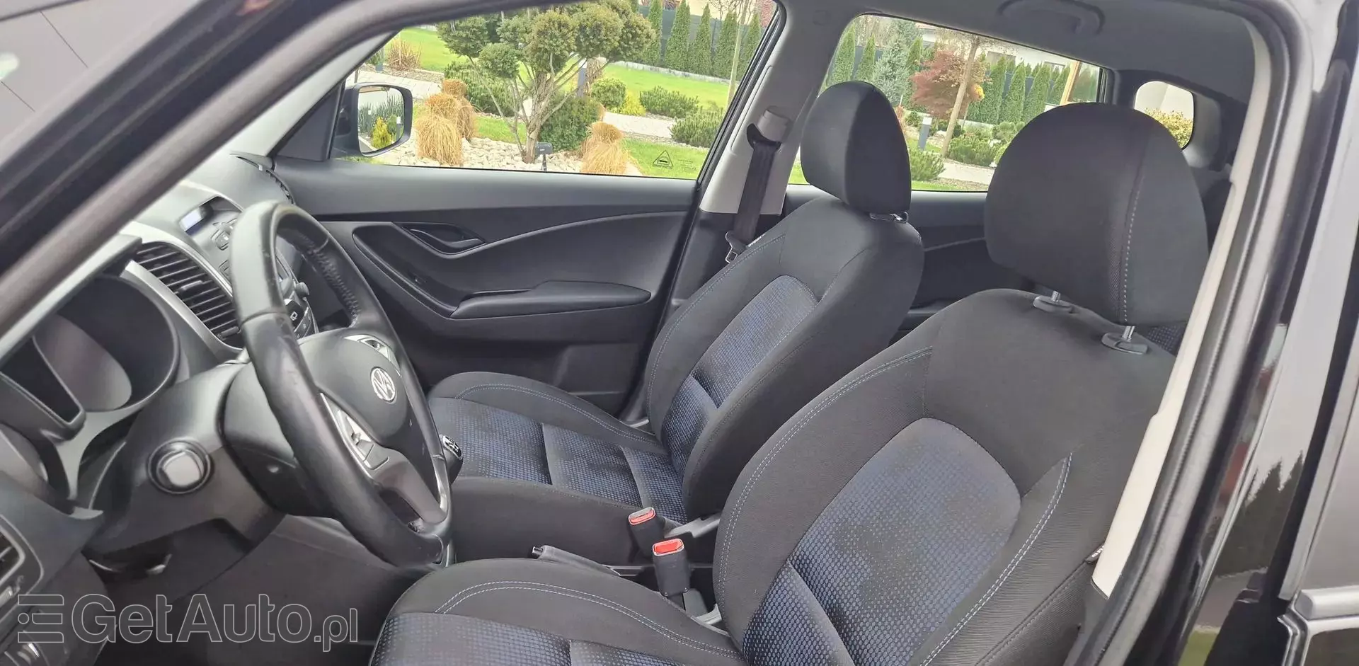 HYUNDAI Ix20 1.4i (90 KM)