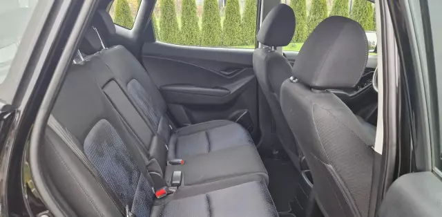 HYUNDAI Ix20 1.4i (90 KM)