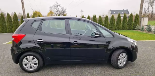 HYUNDAI Ix20 1.4i (90 KM)