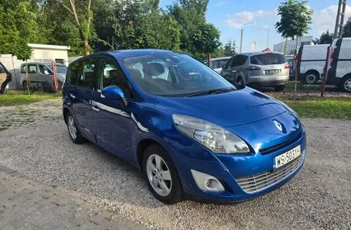 RENAULT Grand Scenic 