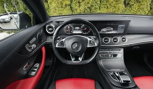 MERCEDES-BENZ Klasa E 