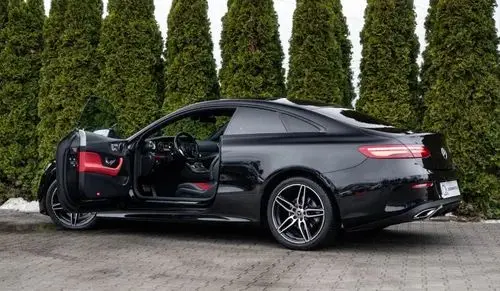 MERCEDES-BENZ Klasa E 