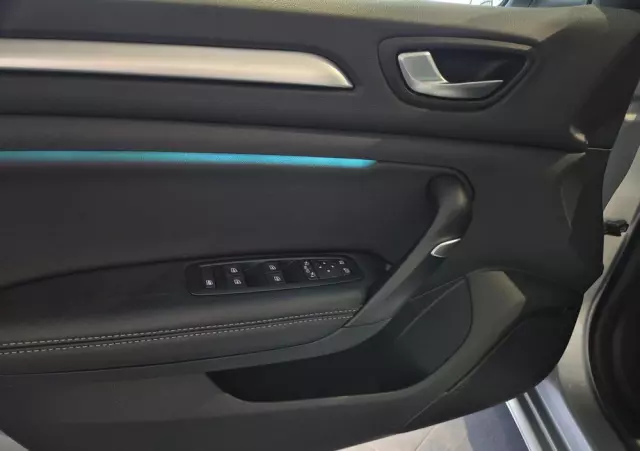 RENAULT Megane 1.3 TCe FAP Intens EDC