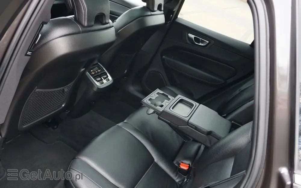 VOLVO XC 60 B4 D Geartronic Inscription