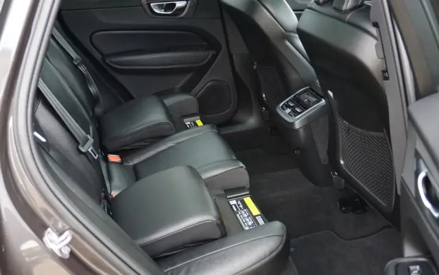 VOLVO XC 60 B4 D Geartronic Inscription