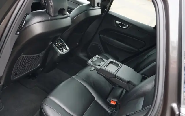 VOLVO XC 60 B4 D Geartronic Inscription